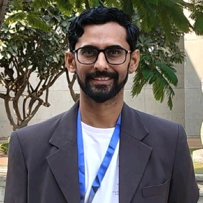 Dr Maulik Vaja